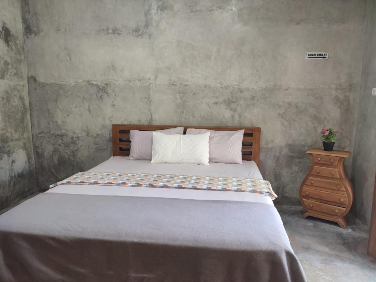 Watukarung Ristu Homestay Kalak Exterior photo